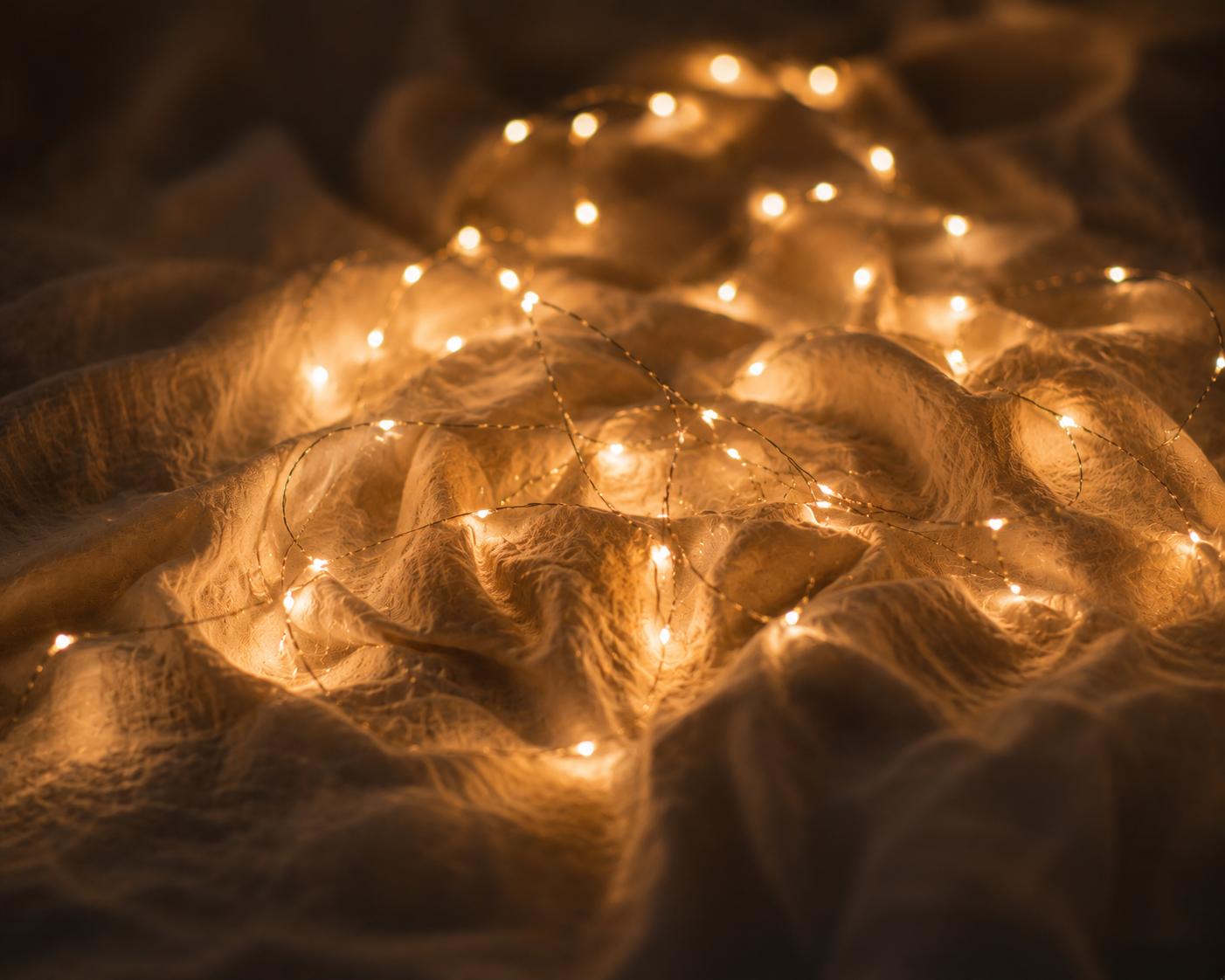 Warm, connected imagery for a guide on how to reconnect with your partner